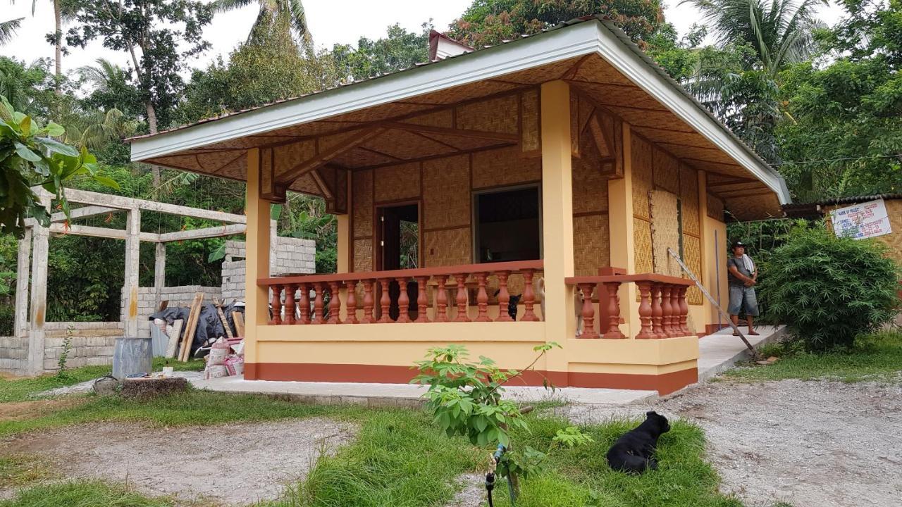 Paco'S Garden Home Stay มัมบาเฮา ภายนอก รูปภาพ