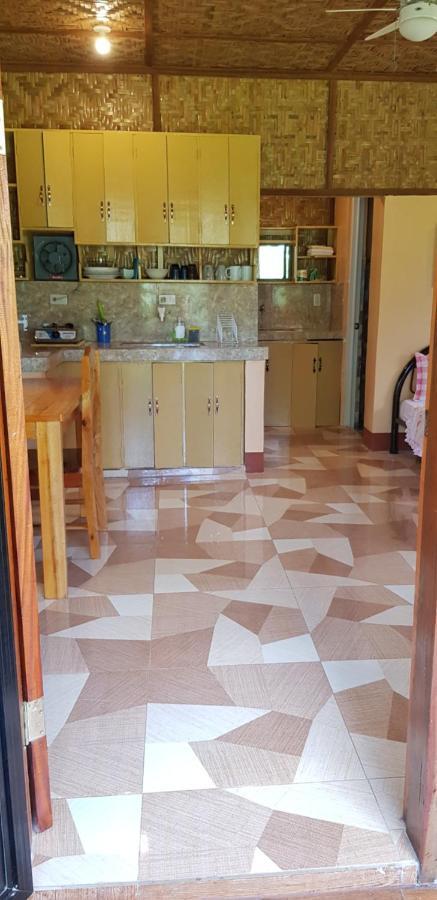 Paco'S Garden Home Stay มัมบาเฮา ภายนอก รูปภาพ