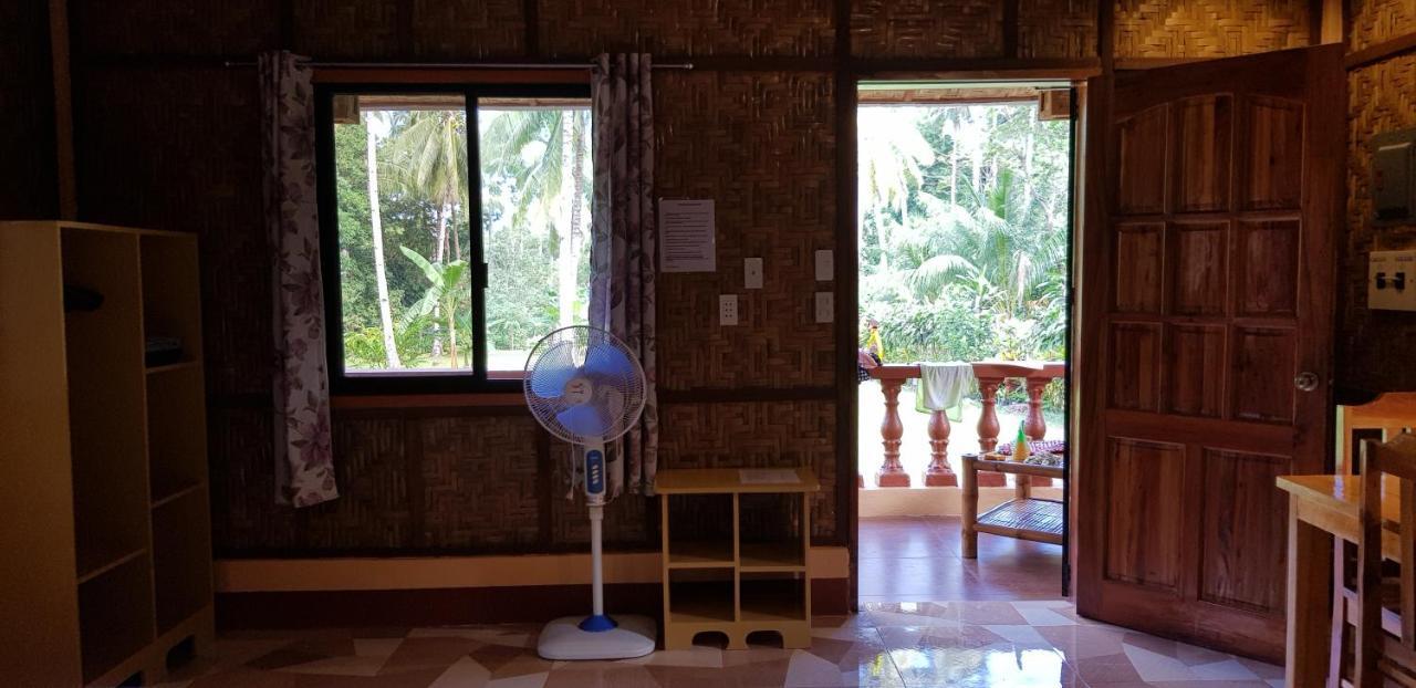 Paco'S Garden Home Stay มัมบาเฮา ภายนอก รูปภาพ