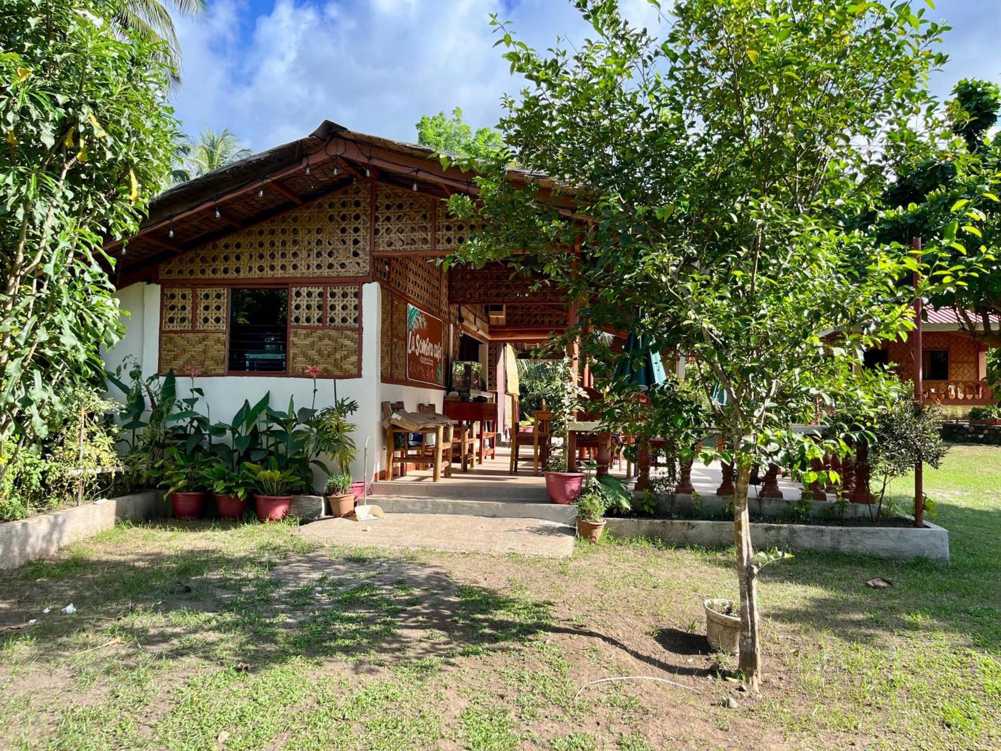 Paco'S Garden Home Stay มัมบาเฮา ภายนอก รูปภาพ